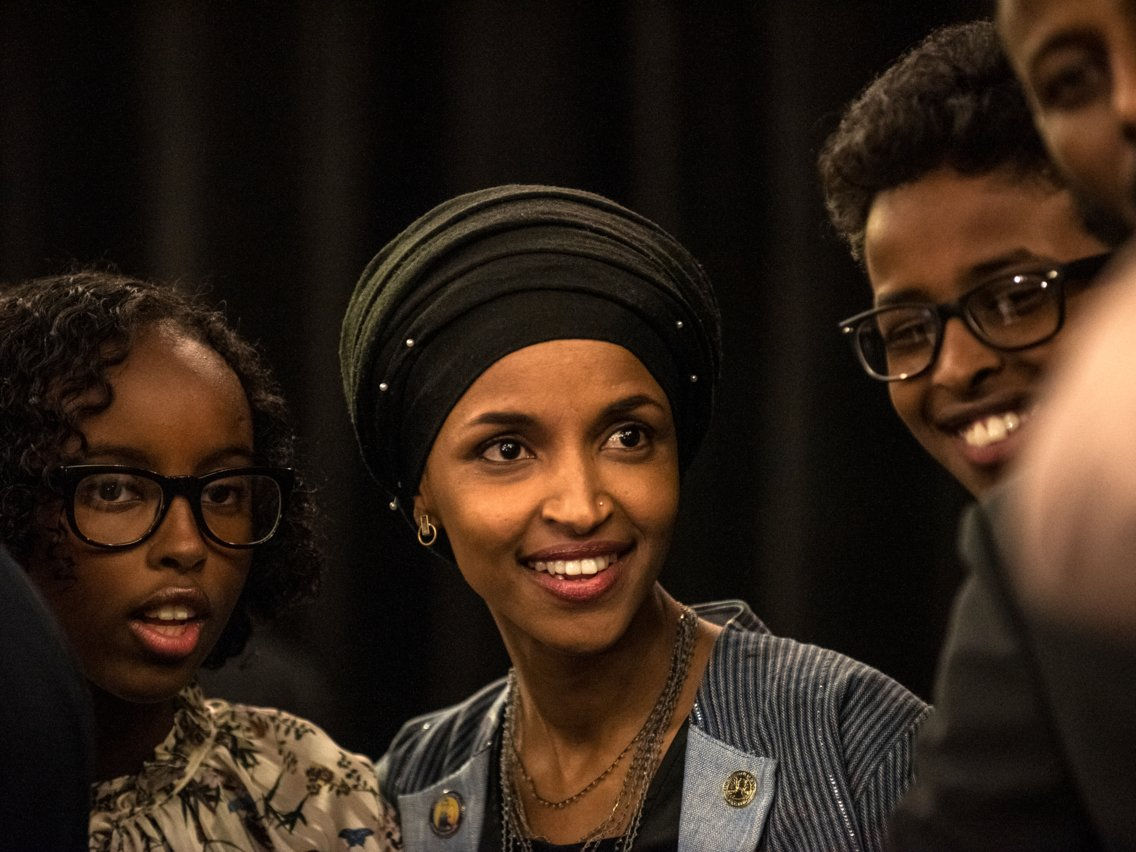   Học sinh tiêu biểu Ilhan Omar, người sống ở tiểu bang Mogadishu, Somalia và gia đình của cô ấy. Ảnh: Stephen Maturen.  