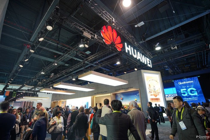 Huawei hết cửa bán thiết bị cho chính quyền Mỹ.