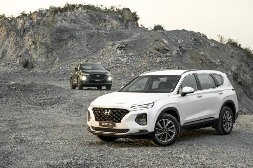  Hyundai SantaFe thế hệ mới 2019 có giá bán từ 995 triệu đến 1,245 tỷ đồng.