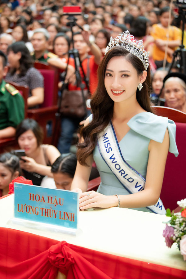 Sau những hoạt động tri ân và giao lưu, Lương Thùy Linh sẽ tập trung chuẩn bị hành trang dự thi Miss World 2019