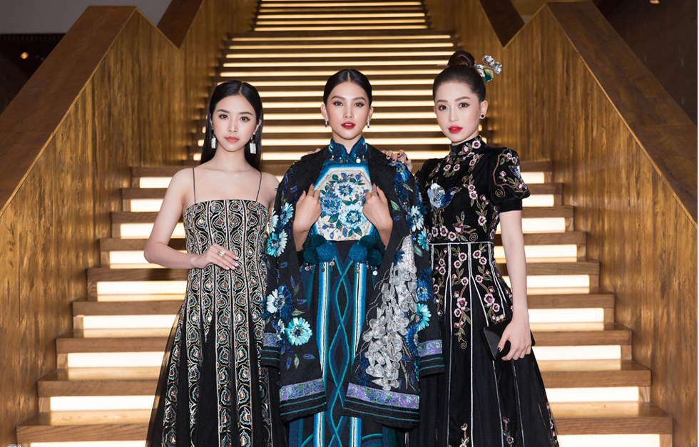 Bộ ba Hoa hậu - Á hậu: Thúy An - Tiểu Vy - Phương Nga đổ bộ thảm đỏ