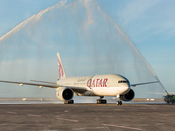 Chuyến bay từ Auckland, New Zealand tới Doha, Qatar (Qatar Airlines) dài 14.535 km Thời gian bay ước tính: 17h 40 phút. Máy bay được sử dụng là Boeing 777-200 LR. Chuyến bay đầu tiên: 5/2/2017.