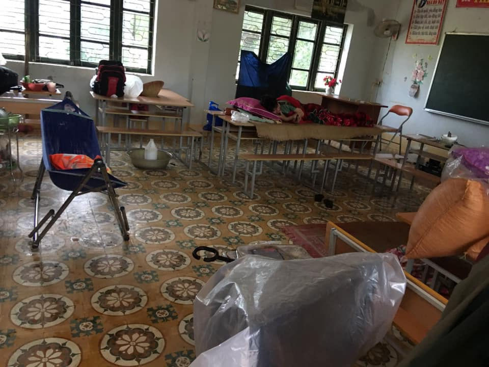 Trường cấp 2 tại Quảng Bình trì hoãn khai giảng do mưa lũ: Khung cảnh buồn