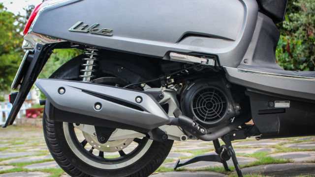 Giá xe Like 125 ABS tháng 9: Mẫu tay ga cao cấp của Kymco có giá 57 triệu đồng