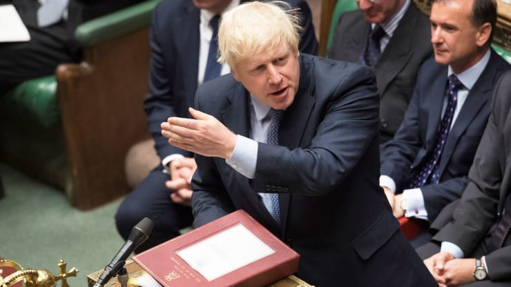 Thủ tướng Anh Boris Jonhson tại Quốc hội Anh. Ảnh: CNBC.
