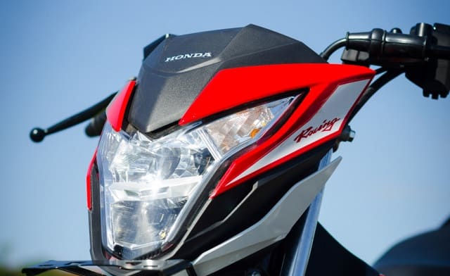 Giá xe máy Honda Sonic 150R tháng 9/2019: Các phiên bản màu Trắng, Đen mâm đỏ tăng giá