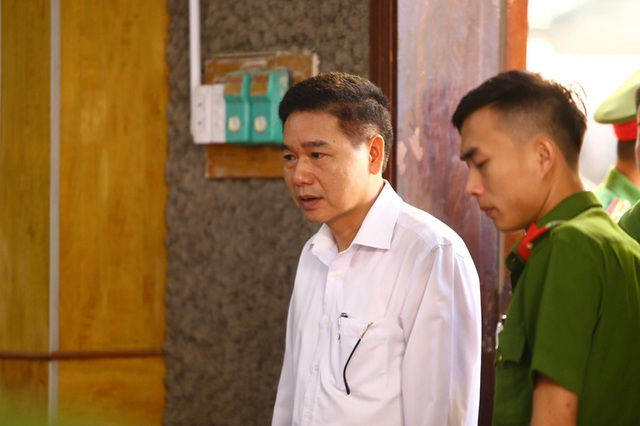 71 người liên quan vắng mặt, Sơn La tạm hoãn xét xử vụ gian lận thi cử 