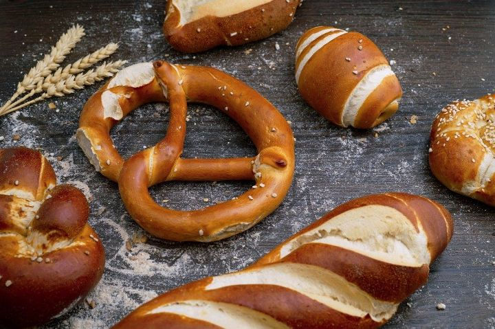 Pretzel là gì mà Google Doodle để biểu tượng hôm nay?