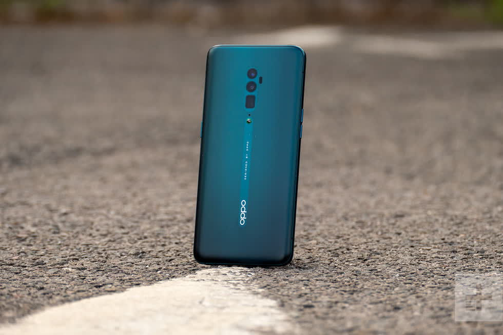 Chọn điện thoại siêu zoom: Oppo Reno 10X Zoom hay Huawei P30 Pro?