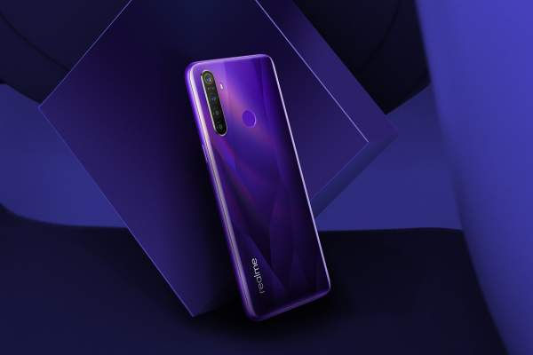 Realme 5 và 5 Pro lên kệ từ 4/10, giá khởi điểm 3.99 triệu đồng