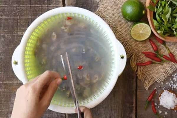 Cách làm ốc gạo xào sả ớt ngon cho ngày cuối tuần