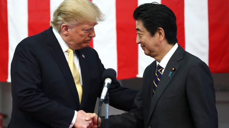  Hai nhà lãnh đạo Mỹ-Nhật trong một cuộc gặp hồi tháng 5. 