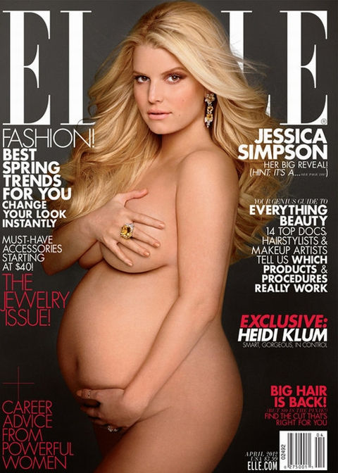 Jessica Simpson nude táo bạo trên trang bìa tạp chí Elle tháng 4 năm 2012.