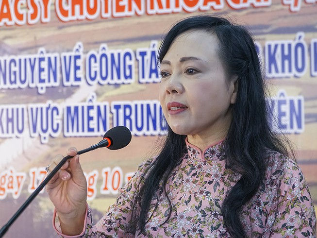 Bà Nguyễn Thị Kim Tiến.
