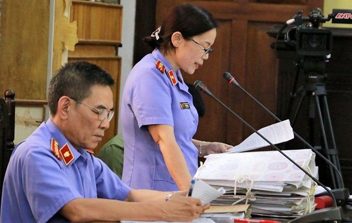Đại diện VKSND tỉnh Sơn La đã bất ngờ đề nghị HĐXX ra quyết định trả lại hồ sơ vụ án