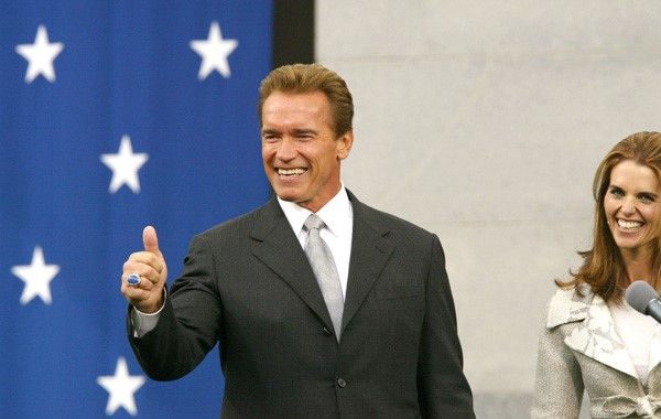 Arnold Schwarzenegger - Hành trình 35 năm làm 