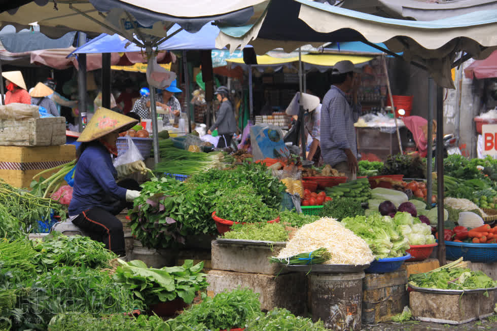   Rau xanh tăng 3.000-5.000 đồng/kg.  