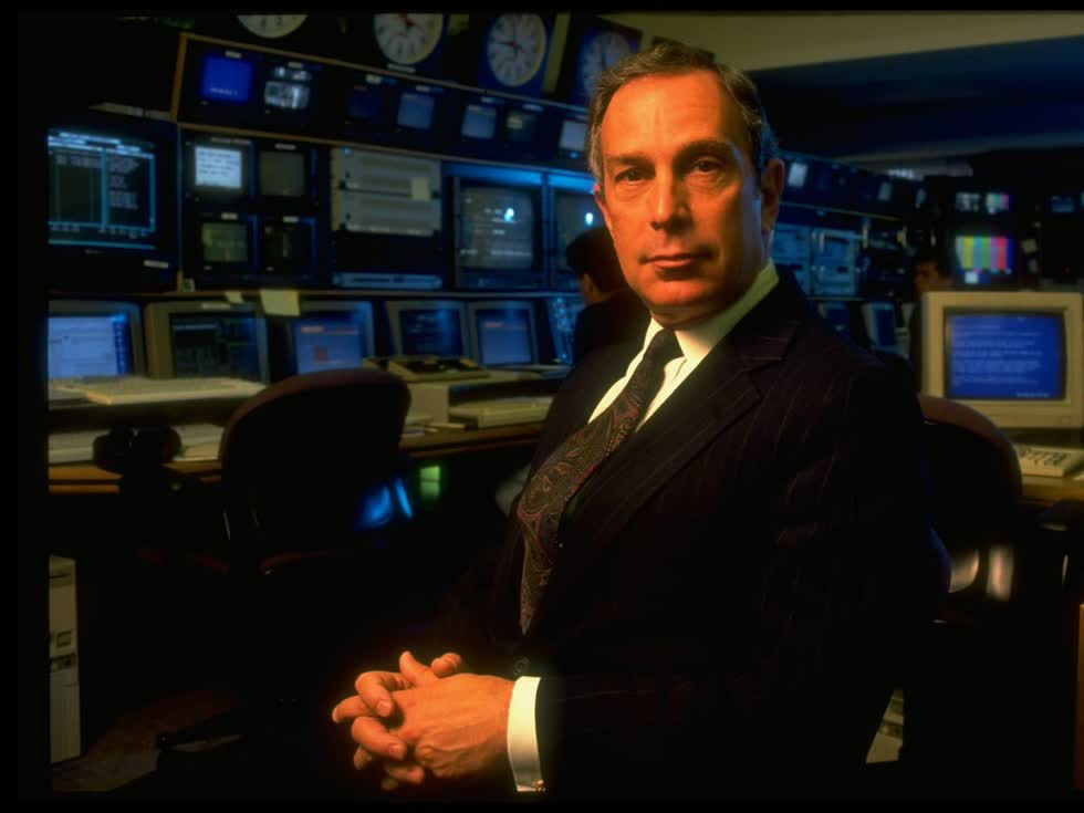 Rời Salomon, Bloomberg thành lập công ty riêng, sau này trở thành hãng công nghệ thông tin tài chính Bloomberg LP. Công ty này gặt hái nhiều thành công vào thập niên 80 và trị giá 2 tỷ USD vào năm 1989.
