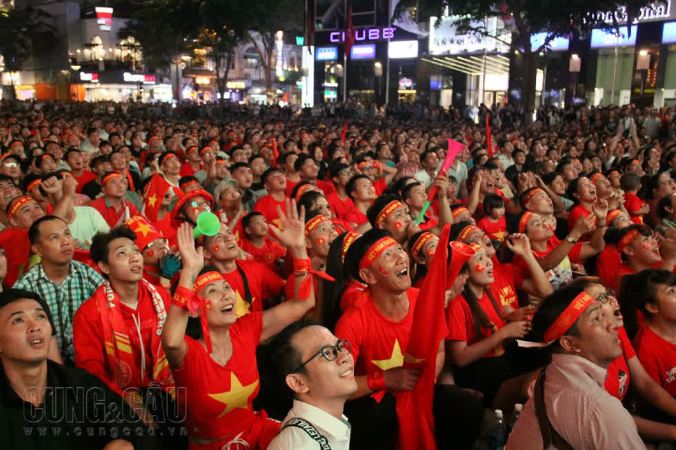 Người hâm mộ tiếc nuối cho đội tuyển Việt Nam khi hòa Thái Lan trên sân nhà