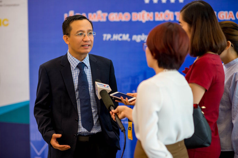   TS Bùi Quang Tín, CEO Trường Doanh nhân BizLight.  