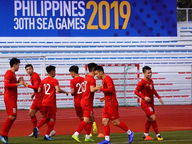 Cách xem Sea Games 30 kết hợp với du lịch Philippines