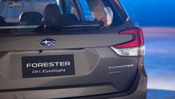 Giá ô tô Subaru tháng 12/2019: Forester đang cực hot