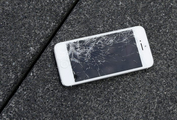 Những sai lầm của người dùng iPhone, iPad thường gặp phải khi đi sửa máy 