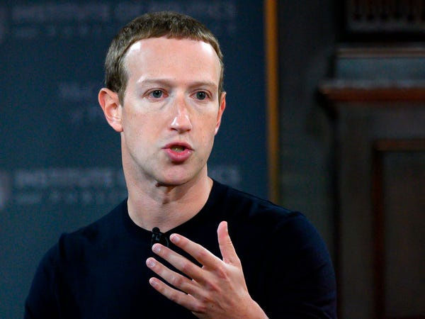 Hiện tại, ở tuổi 35, Zuckerberg sở hữu khối tài sản trị giá 75,6 tỷ USD. Ngày nay, Facebook sở hữu số lượng người dùng mỗi tháng nhiều hơn dân số của bất cứ quốc gia nào - 2,4 tỷ người. Tuy nhiên, vài năm gần đây, Facebook đối mặt với hàng loạt bê bối liên quan đến dữ liệu người dùng.
