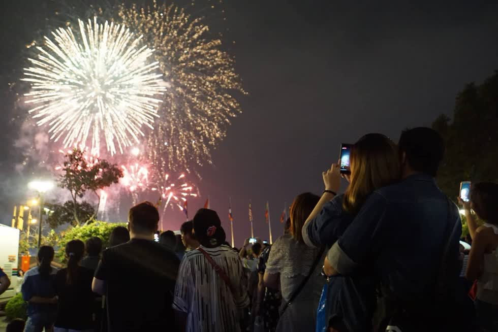 TP. Hồ Chí Minh cấm tất cả phương tiện lưu thông vào những khu vực tổ chức lễ đón năm mới 2020 từ tối 31/12.
