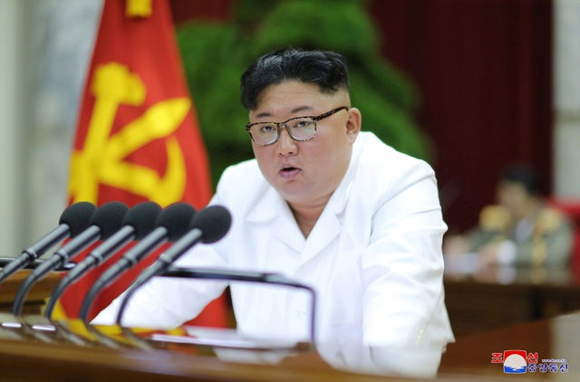   KCNA cho biết ông Kim đã đề ra nhiệm vụ trong lĩnh vực đối ngoại, ngành công nghiệp đạn dược và lực lượng vũ trang, nhấn mạnh sự cần thiết phải thực hiện 