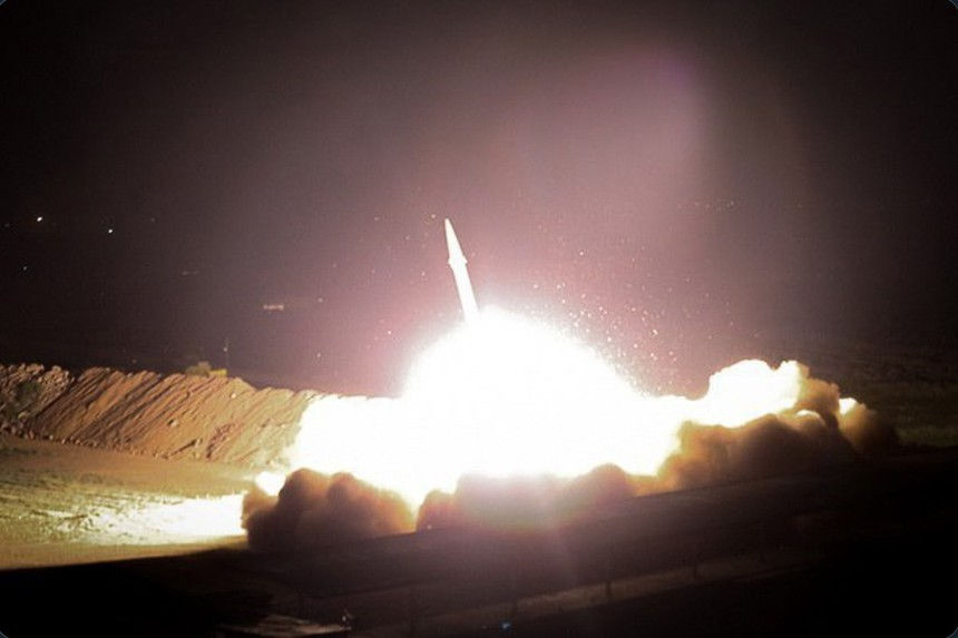 Phiên sáng 8/1: Iran phóng tên lửa, thị trường nhuộm trong sắc đỏ