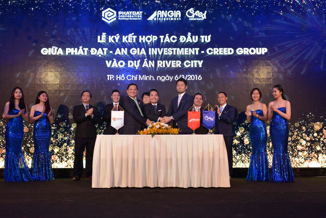 Năm 2016, Phát Đạt bán 50% cổ phần dự án River City cho An Gia Investment và Quỹ đầu tư Creed Group.