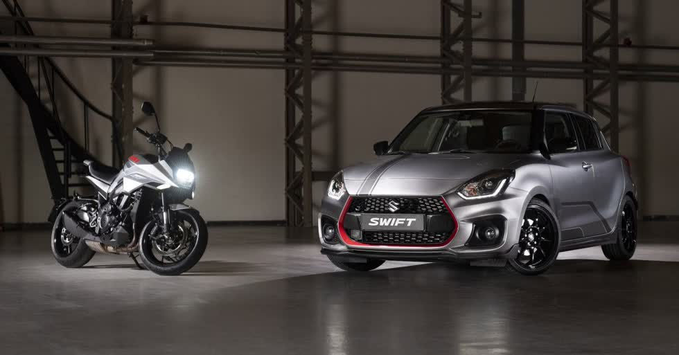 Suzuki Swift Sport Katana Edition 2020 cực hầm hố