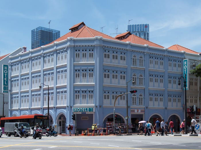 Ông trùm khách sạn Choo Chong Ngen đã thành lập chuỗi khách sạn ngân sách Hotel 81 tại Singapore.