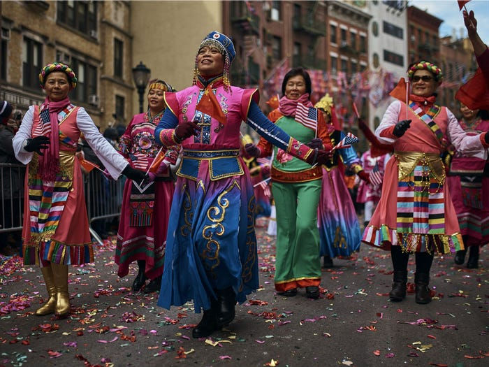 Những bức ảnh tuyệt đẹp ghi lại cảnh ăn mừng Tết Nguyên đán ở 22 quốc gia  