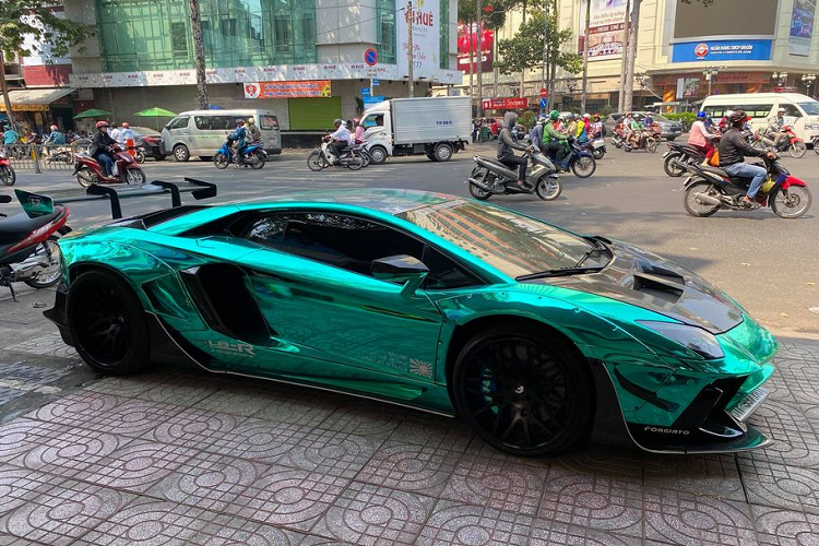 Lamborghini Aventador doc nhat Viet Nam chia tay dai gia Vung Tau-Hinh-4