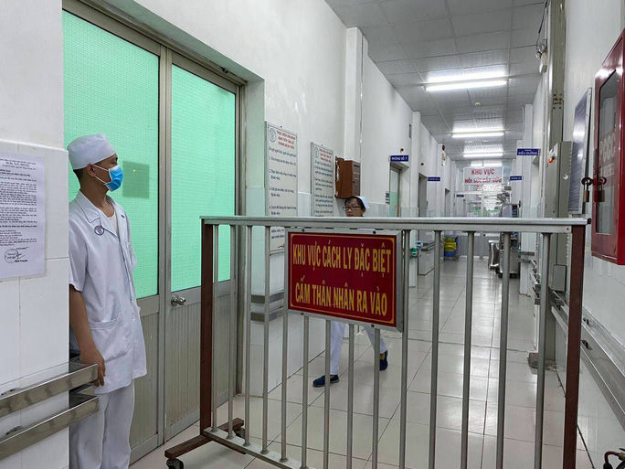   Bệnh viện Chợ Rẫy đang điều trị 2 bệnh nhân người Trung Quốc nhiễm virus corona.   