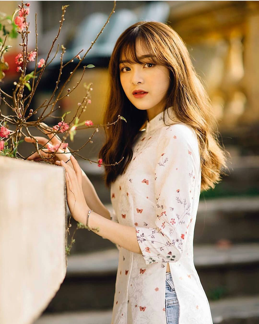  Hãy luôn xuất hiện với diện mạo chỉnh chu và rạng rỡ trong ngày Tết. Ảnh: Instagram – @aodai.vietnamm.