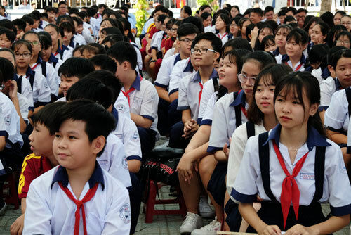 Nhiều trường học vẫn tiếp tục cho học sinh nghỉ học đến hết tháng 2/2020.
