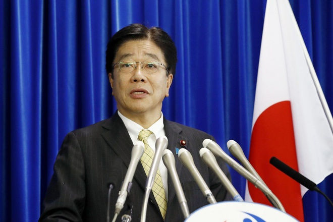 Bộ trưởng Y tế Nhật Bản Katsunobu Kato công bố ca tử vong vì virus corona đầu tiên của nước này hôm 13/2. Ảnh: Kyodo.