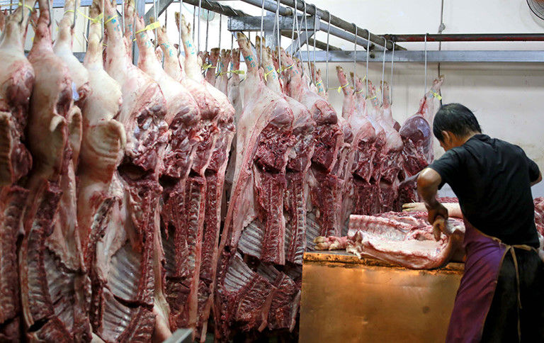 Giá thịt heo mảnh vẫn ở cao mặc dù gá thịt heo đã giảm mạnh nhiều ngày qua