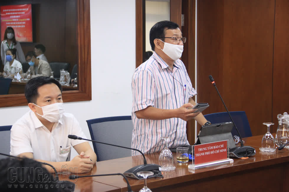 Ông Nguyễn Văn Khanh, Trưởng phòng Báo chí, Sở Thông tin và Truyền thông TP.HCM phát biểu tại buổi làm việc.