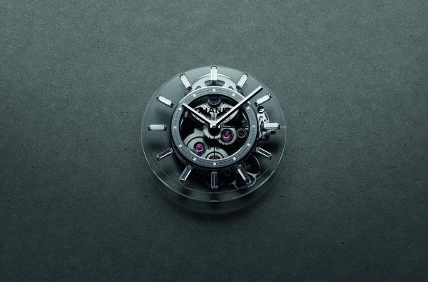 Chanel ra mắt chiếc đồng hồ xuyên thấu đầu tiên