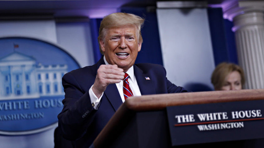   Tổng thống Donald Trump phát biểu trong cuộc họp báo diễn ra tại Nhà trắng, ngày 22/3. Ảnh: AP.  