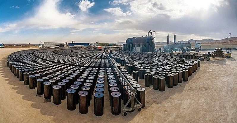 Sự đồng thuận của Saudi Arabia và Nga được kỳ vọng sẽ giúp tái cân bằng thị trường dầu mỏ do nhu cầu yếu.