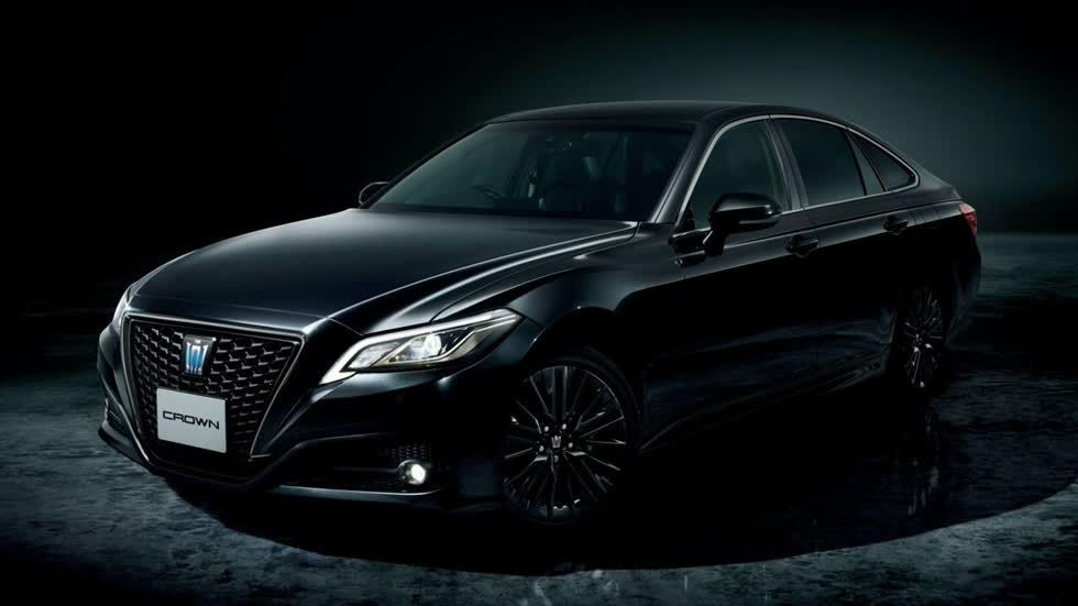 7Toyota Crown Limited 2020