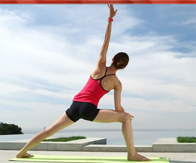 Bài tập Yoga giảm cân giúp bạn sở hữu thân hình săn chắc, quyến rũ    