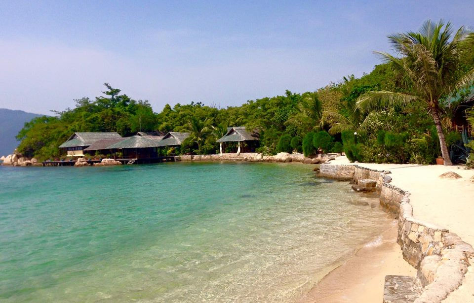 Những hòn đảo đẹp mê hồn bạn nhất định phải khám phá khi đến Nha Trang