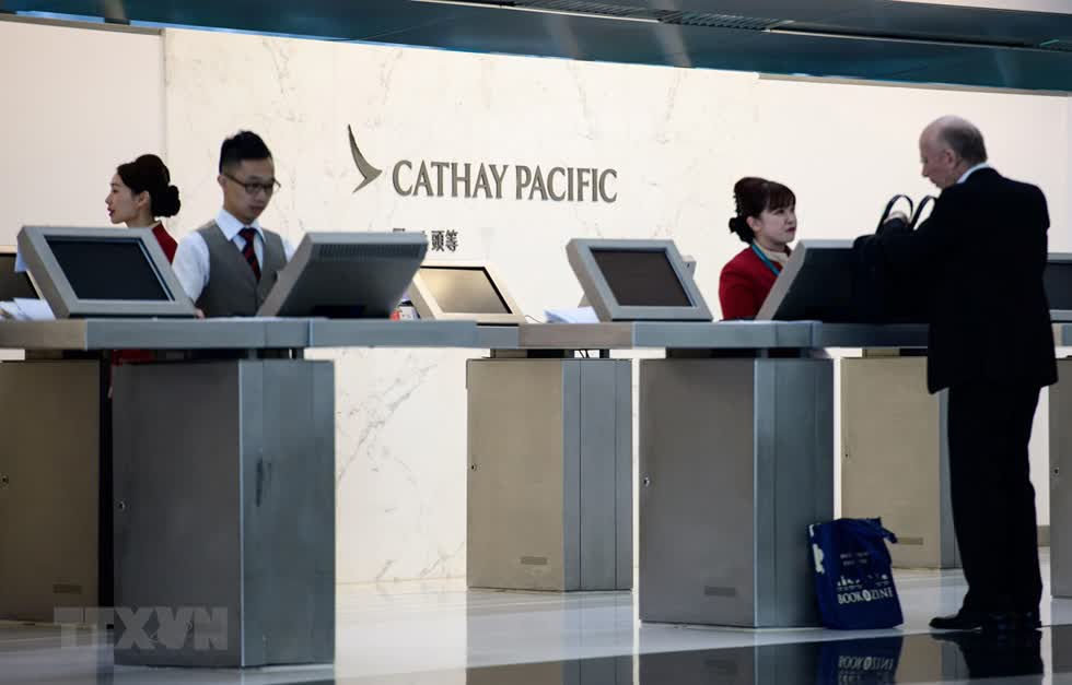 Ngay cả trước đại dịch COVID-19, Cathay Airways đã chịu cả áp lực chính trị lẫn tài chính rất lớn khi các cuộc biểu tình bùng phát tại Hong Kong. Ảnh: Internet