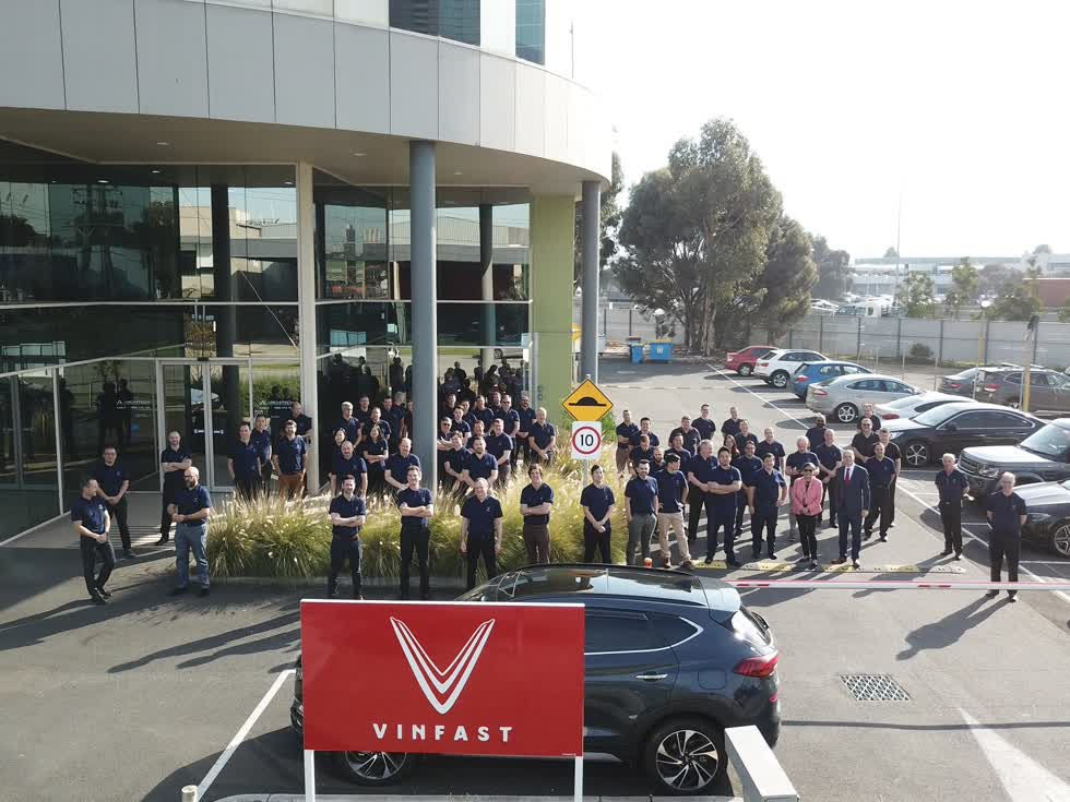Độ ngũ nhân viên - chuyên gia của VinFast Australia.